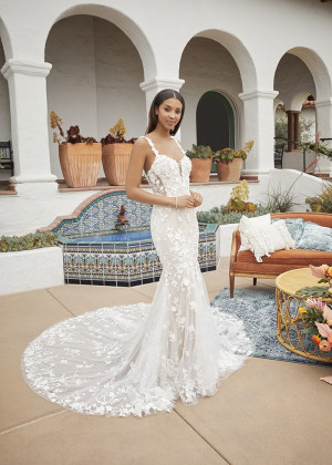 Ivory Lace Glitter Tulle Open Back Modern Wedding Dress